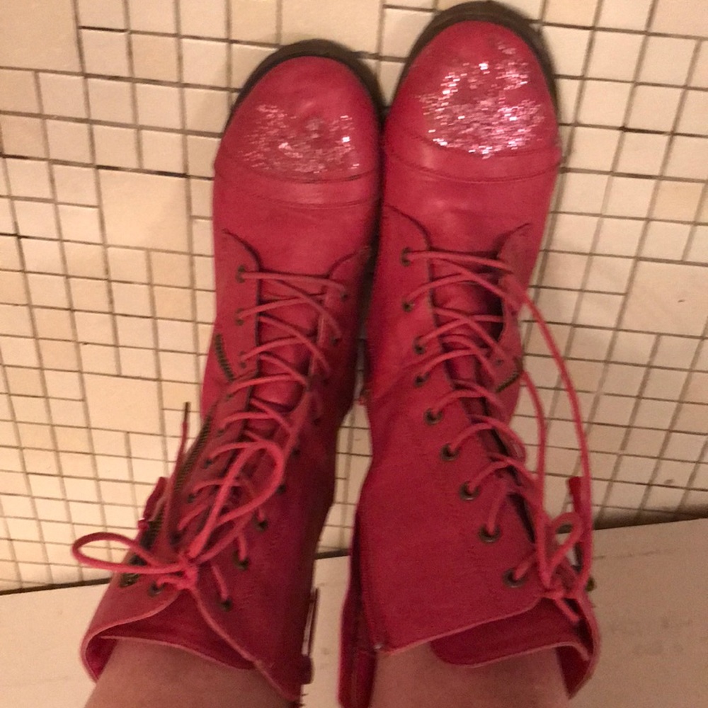 Hot pink winter boots! 7.5
